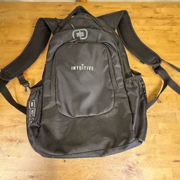 OGIO Intuitive Black Laptop Backpack with Padded Straps - Picture 1 of 12